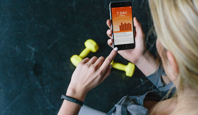 <strong>JAWBONE｜ジョウボーン</strong><br />活動量計（アクティビティトラッカー）「UP2（アップ ツー）」