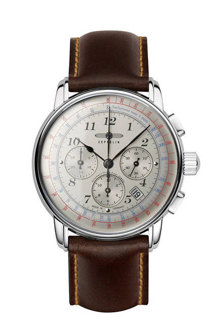 <strong>LZ127 グラーフ・ツェッペリン オートマティック クロノグラフ</strong><br />ケース｜ステンレススチール<br />直径｜42mm<br />ムーブメント｜自動巻き（Cal.NE88）<br />機能｜クロノグラフ（30分積算計、12時間積算計、タキメータースケール）、日付表示<br />ストラップ｜コードバン<br />防水｜5気圧<br />発売時期｜11月予定<br />予価｜24万6240円<br />
