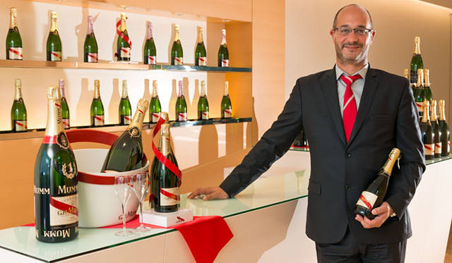 <strong>G.H.MUMM｜G.H.マム</strong><br />セラーマスター（最高醸造責任者）のディディエ・マリオッティ（Didier Mariotti）氏