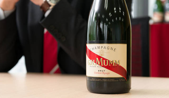 <strong>G.H.MUMM｜G.H.マム</strong><br />「G.H.マム コルドン ルージュ（G.H.MUMM Cordon Rouge）」