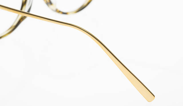 <strong>Continuer｜コンティニュエ</strong><br />「EnaLloid Collection 2015」Photographs by NOMACHI Shuhei