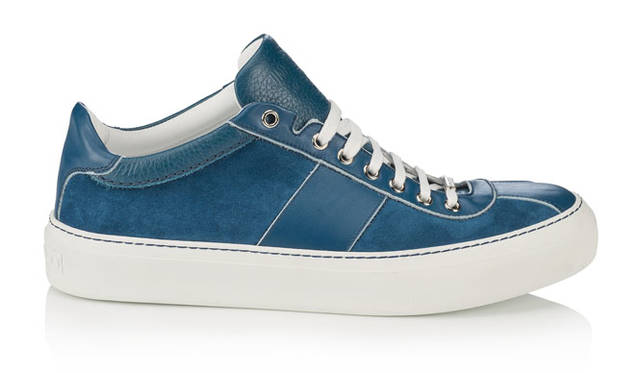 <strong>JIMMY CHOO｜ジミー チュウ</strong><br />2015 PRE FALL COLLECTION　メンズコレクション展開以来、毎シーズンさまざまなマテリアルやカラー展開で人気の定番モデル。「PORTMAN（ポートマン）」8万5320円