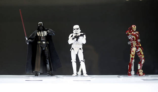 <strong>MEDICOM TOY｜メディコム・トイ</strong><br />「MEDICOM TOY EXHIBITION '15」　