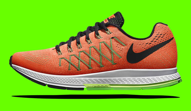<strong>NIKE｜ナイキ</strong><br />「NIKE AIR ZOOM PEGASUS 32（ナイキ エア ズーム ペガサス 32）1万1880円