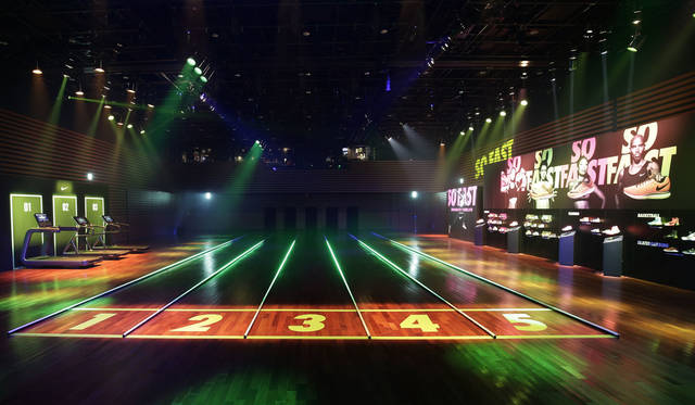 <strong>NIKE｜ナイキ</strong><br />特設トラック