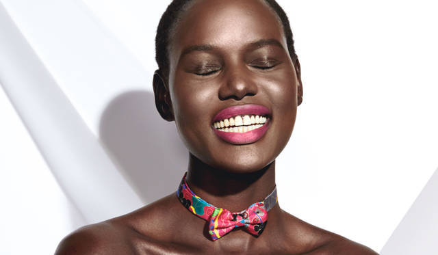 今回発売されたボウタイのイメージ写真