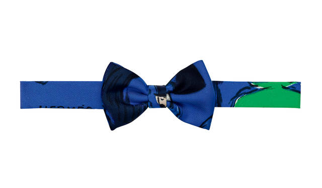 ボウタイ「パドック」 2万2680円 Photograph by STUDIO DES FLEURS