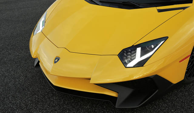 69_Lamborghini_Aventador_SV