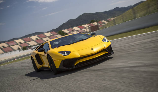 91_Lamborghini_Aventador_SV