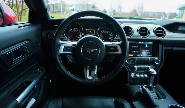 Ford Mustang 50 Years Edition|フォード マスタング 50 イヤーズ エディション