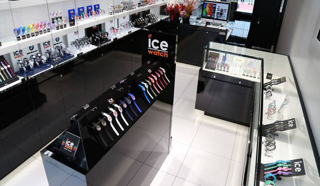 <strong>ICE-WATCH｜アイスウォッチ</strong><br />「アイスウォッチ 心斎橋」