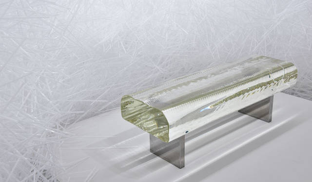 <strong>佐賀県立美術館</strong><br />「吉岡徳仁展 トルネード」