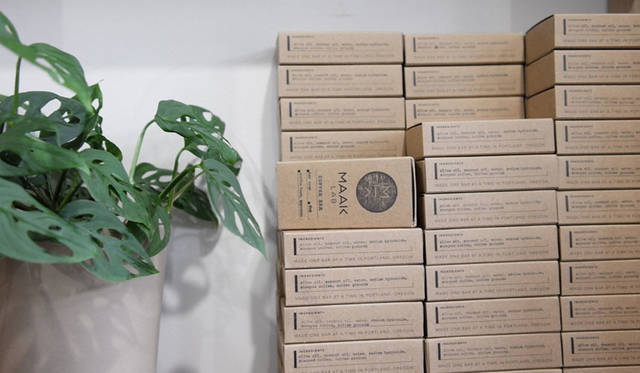 <strong>Leica｜ライカ</strong><br />ライカ×ビルケンシュトック写真展「10 Professionals」