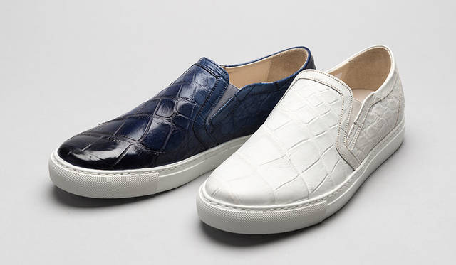 <strong>ISETAN MEN’S｜イセタンメンズ</strong><br />新作ワニ革スリッポン、限定6足カラーオーダー開催