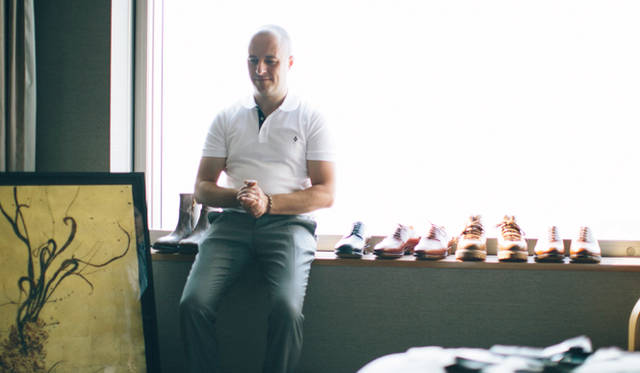 The impression of Japan to the young talented artisan : “I do think that Japan is, well, a neat, organized, country of silence – it is totally different from Italy, which sometimes can be a little too chaotic, you know”.