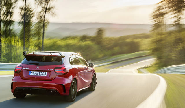 Mercedes-AMG A45 4MATIC|メルセデスAMG A45 4マチック 03 Mercedes-AMG A45 4MATIC|メルセデスAMG A45 4マチック