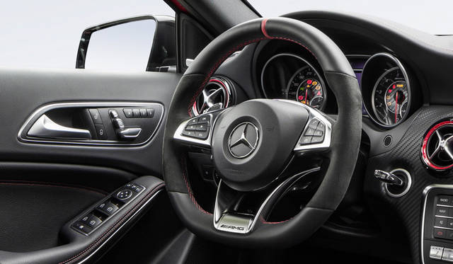 Mercedes-AMG A45 4MATIC|メルセデスAMG A45 4マチック 14 Mercedes-AMG A45 4MATIC|メルセデスAMG A45 4マチック