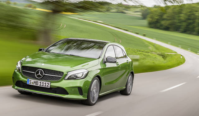 Mercedes-Benz A-Klasse (W 176) 2015Mercedes-Benz A-Class (W 176 Mercedes-Benz A220d 4MATIC|メルセデス・ベンツ A220d 4マチック