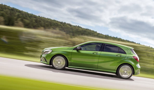 Mercedes-Benz A-Klasse (W 176) 2015Mercedes-Benz A-Class (W 176 Mercedes-Benz A220d 4MATIC|メルセデス・ベンツ A220d 4マチック