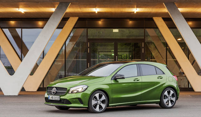 Mercedes-Benz A-Klasse (W 176) 2015Mercedes-Benz A-Class (W 176 Mercedes-Benz A220d 4MATIC|メルセデス・ベンツ A220d 4マチック