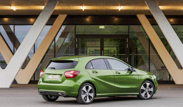 Mercedes-Benz A-Klasse (W 176) 2015Mercedes-Benz A-Class (W 176 Mercedes-Benz A220d 4MATIC|メルセデス・ベンツ A220d 4マチック