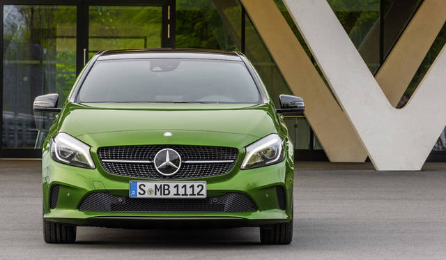 Mercedes-Benz A-Klasse (W 176) 2015Mercedes-Benz A-Class (W 176 Mercedes-Benz A220d 4MATIC|メルセデス・ベンツ A220d 4マチック