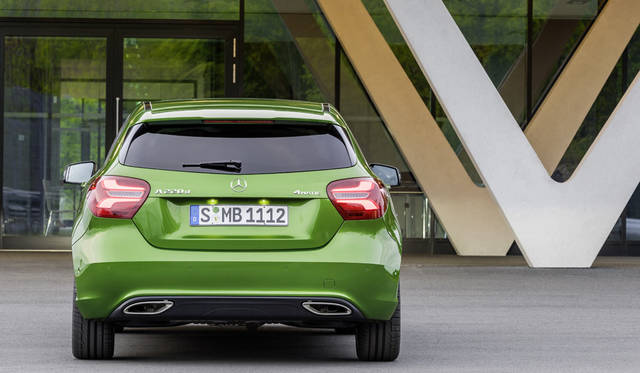 Mercedes-Benz A-Klasse (W 176) 2015Mercedes-Benz A-Class (W 176 Mercedes-Benz A220d 4MATIC|メルセデス・ベンツ A220d 4マチック