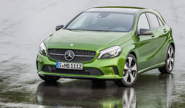 Mercedes-Benz A-Klasse (W 176) 2015Mercedes-Benz A-Class (W 176 Mercedes-Benz A220d 4MATIC|メルセデス・ベンツ A220d 4マチック