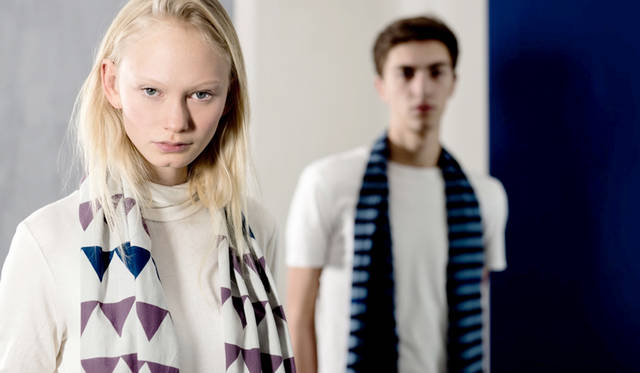 SCARF BY KAMAWANU「Triangle（トライアングル）」、「Stripes（ストライプ）」各5400円