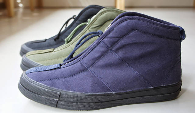 <strong>RFW｜アールエフダブリュー</strong><br />2015-16年秋冬コレクション　「ROSETTA CHINO（ロゼッタ チノ）」各1万6200円