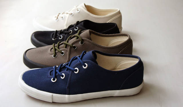 <strong>RFW｜アールエフダブリュー</strong><br />2015-16年秋冬コレクション　「SANDWICH FLEX-LO（サンドイッチ フレックス ロー）」各1万2420円