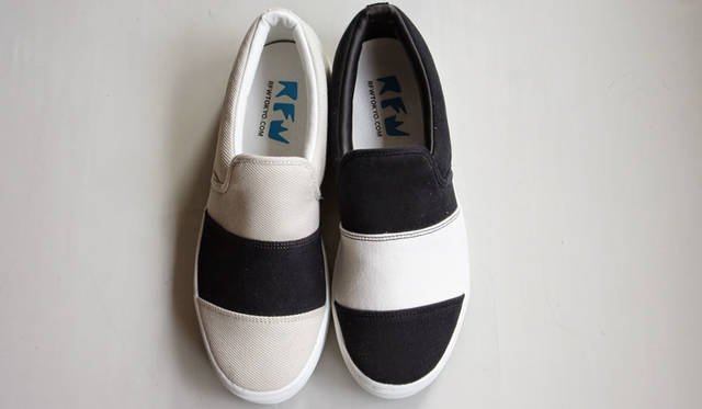 <strong>RFW｜アールエフダブリュー</strong><br />2015-16年秋冬コレクション　「ROLL（ロール）」各1万4040円