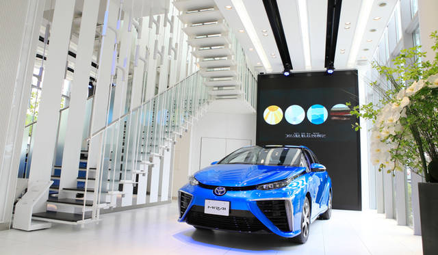 Toyota Mirai|トヨタ ミライ 東京、芝にあるイワタニ水素ステーション芝公園には、ショールームが併設されている