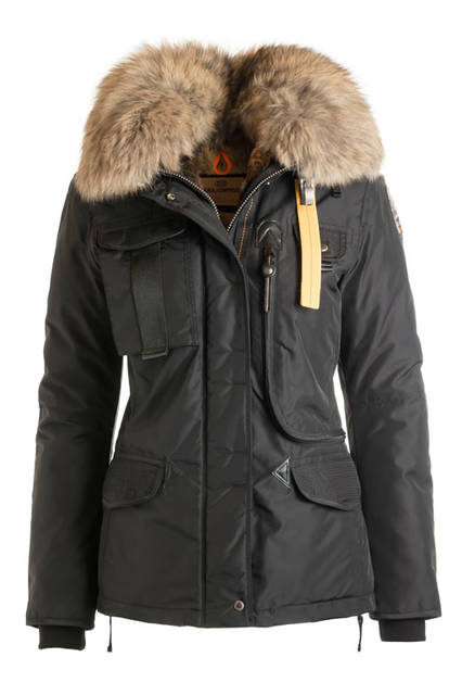 <strong>PARAJUMPERS｜パラジャンパーズ</strong><br />2015-16年秋冬コレクション　ウイメンズ　ミリタリーミドルダウンジャケット「Denali-woman」12万7440円