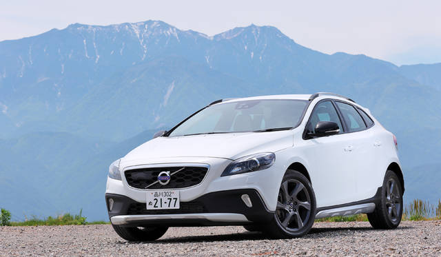 06_Volvo_V40_Cross_Country_T5_AWD