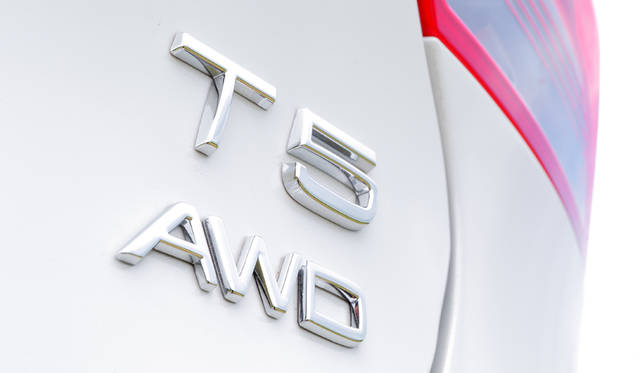 22_Volvo_V40_Cross_Country_T5_AWD