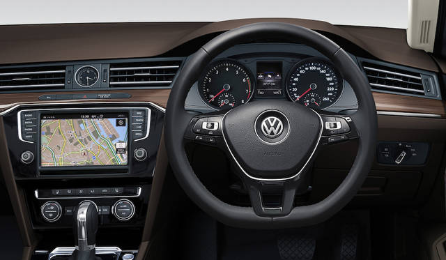 Volkswagen Passat TSI Highline|フォルクスワーゲン パサート TSI ハイライン 045