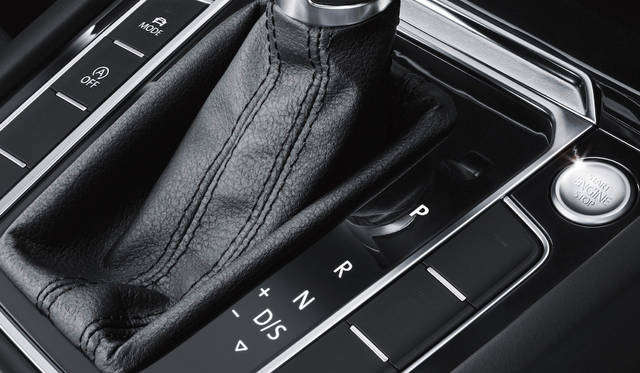 Volkswagen Passat|フォルクスワーゲン パサート 054 トランスミッションは、全車7段DSG