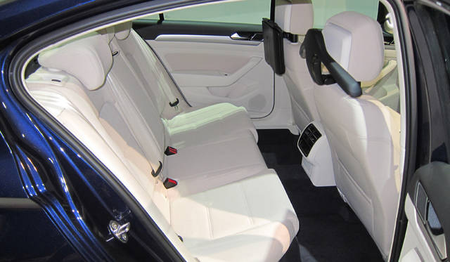 Volkswagen Passat|フォルクスワーゲン パサート Volkswagen Passat|フォルクスワーゲン パサート