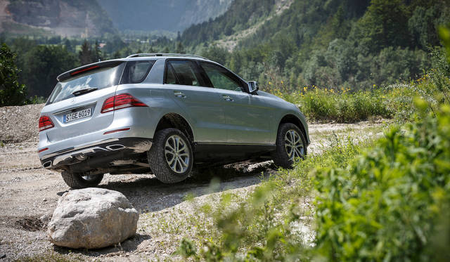 Mercedes-Benz GLE Class|メルセデス・ベンツ GLE クラス 063