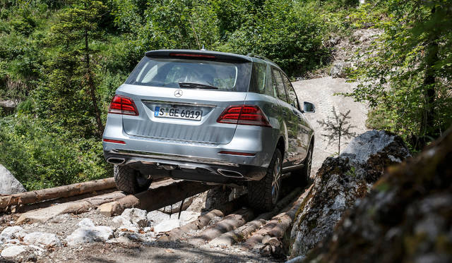 Mercedes-Benz GLE Class|メルセデス・ベンツ GLE クラス 070