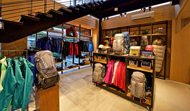 <strong>THE NORTH FACE｜ザ・ノース・フェイス</strong><br />「THE NORTH FACE GRAVITY HAKUBA（ザ・ノース・フェイス グラヴィティ 白馬）」