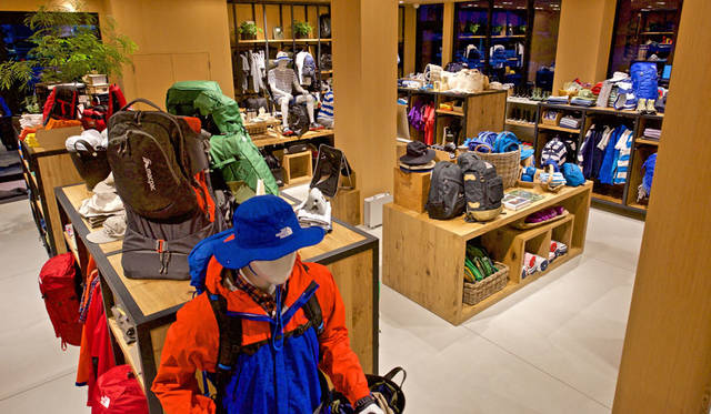 <strong>THE NORTH FACE｜ザ・ノース・フェイス</strong><br />「THE NORTH FACE GRAVITY HAKUBA（ザ・ノース・フェイス グラヴィティ 白馬）」