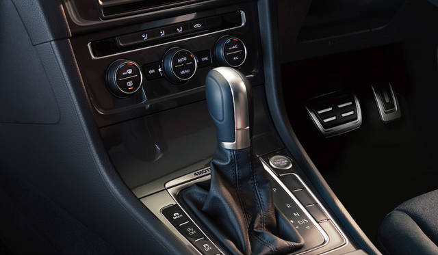 トランスミッションは湿式の6段DSG