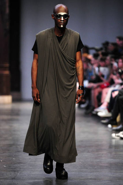 <strong>JULIUS｜ユリウス</strong><br />2016年春夏コレクション