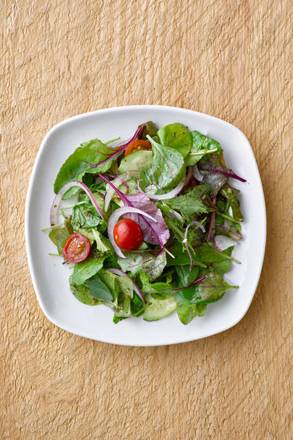 「ベビーグリーンサラダ」580円／880円（税別）