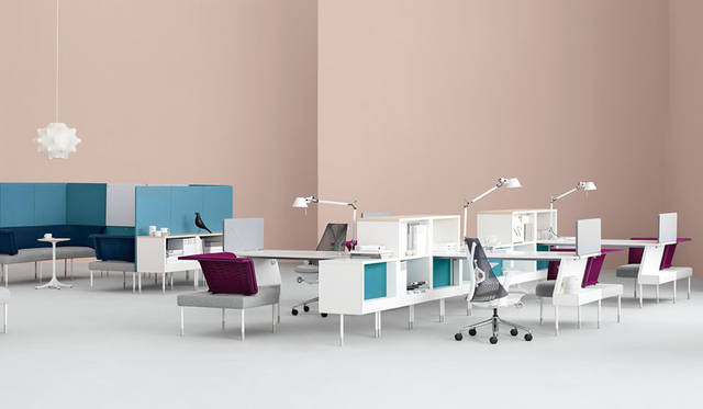 <strong>Herman Miller｜ハーマンミラー</strong><br />デザイナー：イヴ・ベアール「Public Office Landscape（パブリックオフィスランドスケープ）」