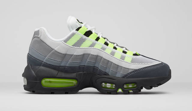 <strong>NIKE SPORTSWEAR｜ナイキ スポーツウェア</strong><br />メンズ「NIKE AIR MAX 95 OG（ナイキ エア マックス 95 OG）」1万6200円