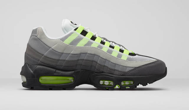 <strong>NIKE SPORTSWEAR｜ナイキ スポーツウェア</strong><br />ウィメンズ「NIKE AIR MAX 95 OG（ナイキ エア マックス 95 OG）」1万6200円