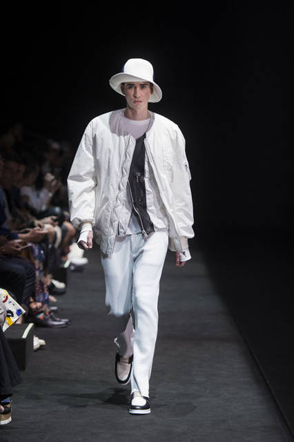 <strong>FACETASM｜ファセッタズム</strong><br />「ミラノ メンズ コレクション」2016年春夏コレクション